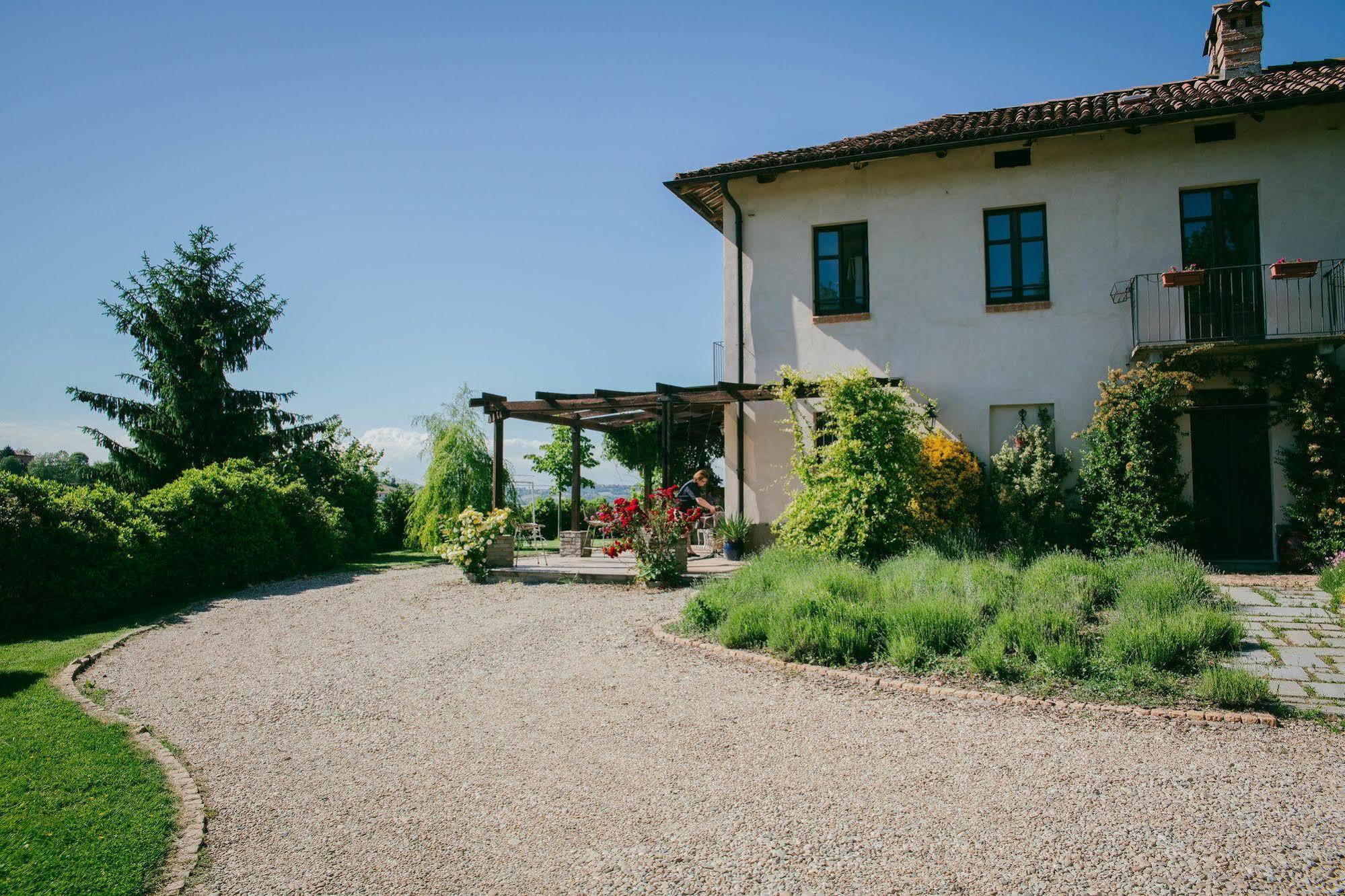 I Grilli Bed & Breakfast Castagnole delle Lanze